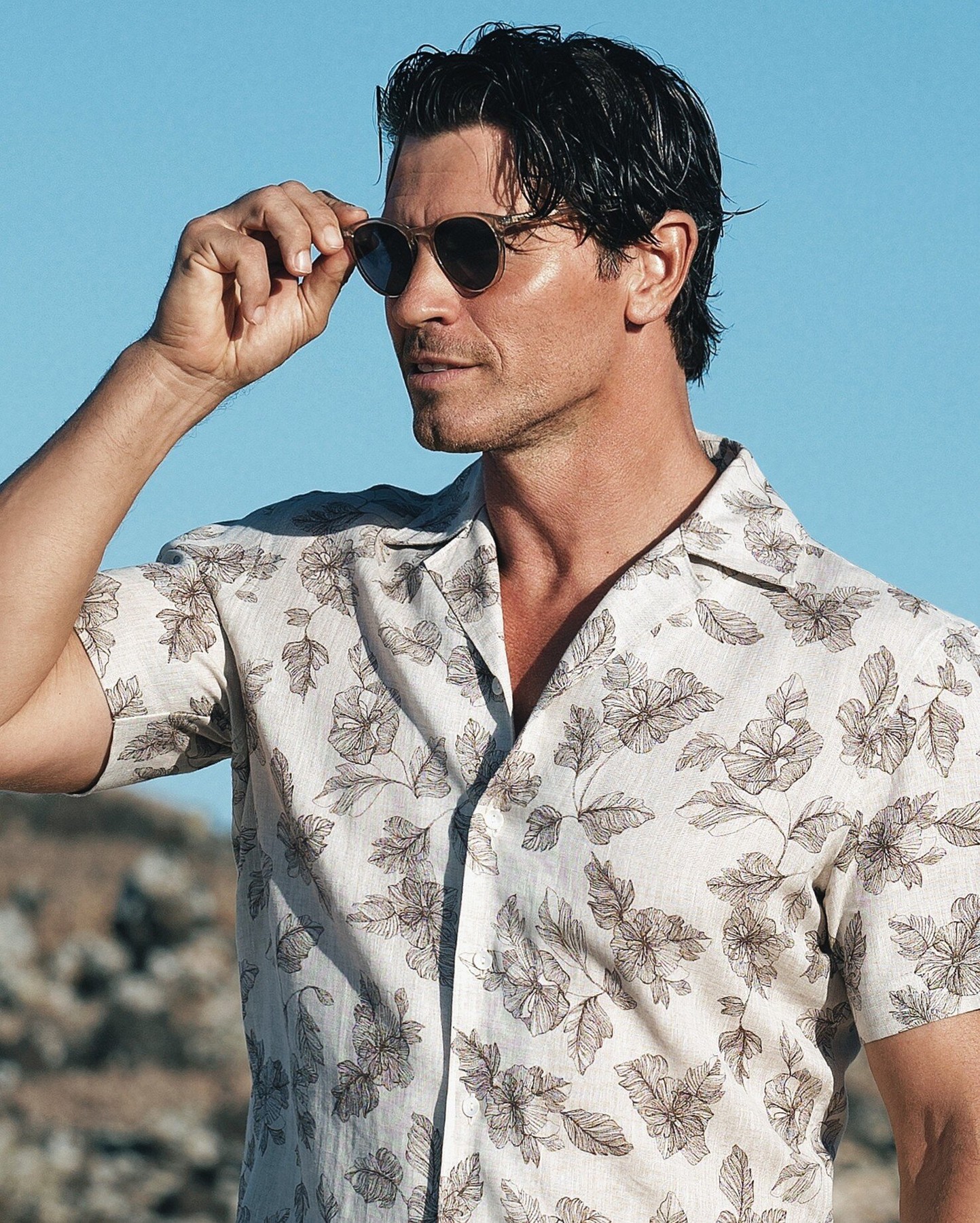 Detalle editorial del conjunto Reiser en Ibiza